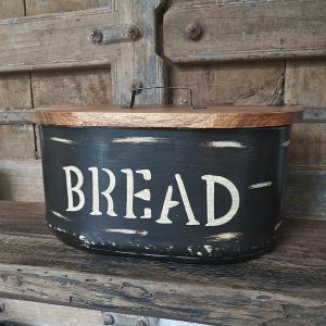 Storage box. Breadbox.