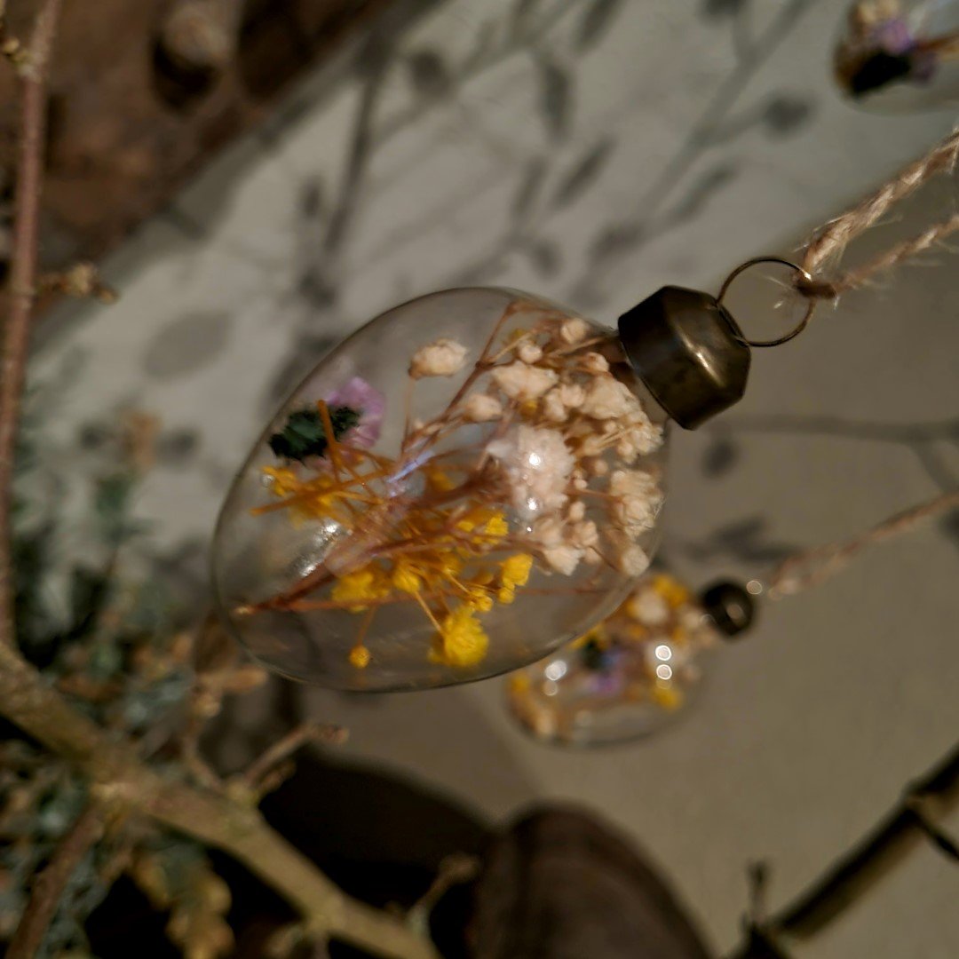 Paasei hanger van glas- Paars/ Geel/ Wit || Set van 6. - Afbeelding 6