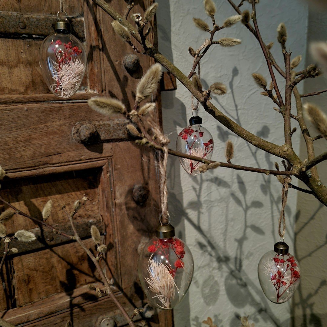 Paasei hanger van glas- Wit/ Roze || Set van 6.