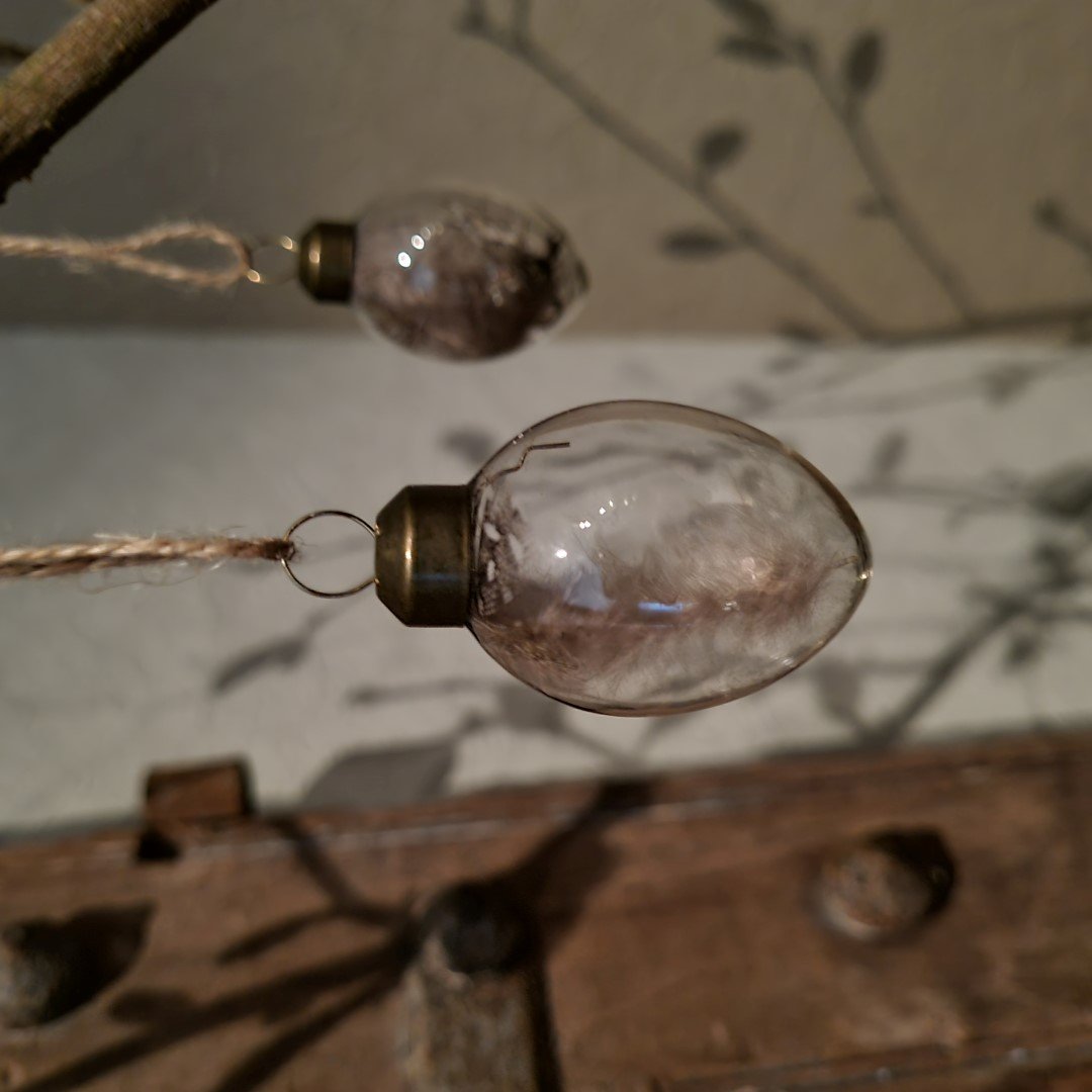 Paasei hanger van glas- Veren en jute touw || Set van 9. - Afbeelding 4
