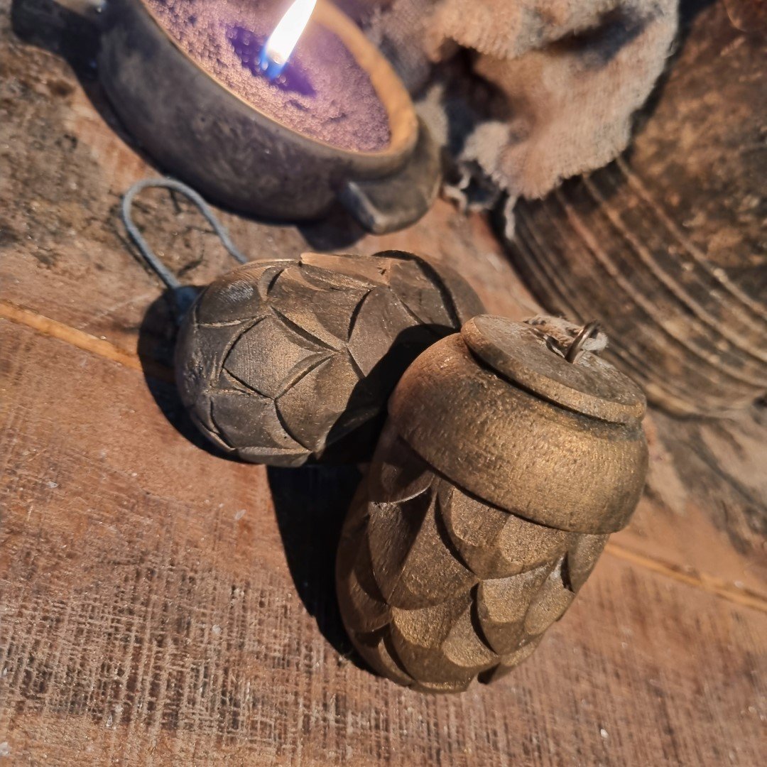 Decoratieve toefhanger || Dennenappel. - Afbeelding 7