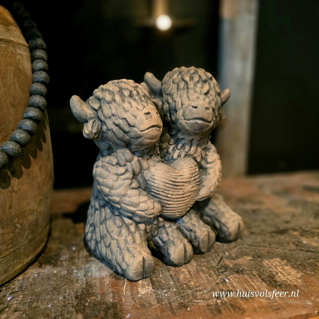 Two Scotty's Fell in Love- Majestic Brown || Brynxz. - Afbeelding 2
