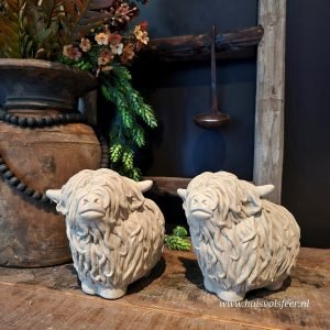 Set of 2 Scottish Highlanders- Majestic Taupe || Brynxz.