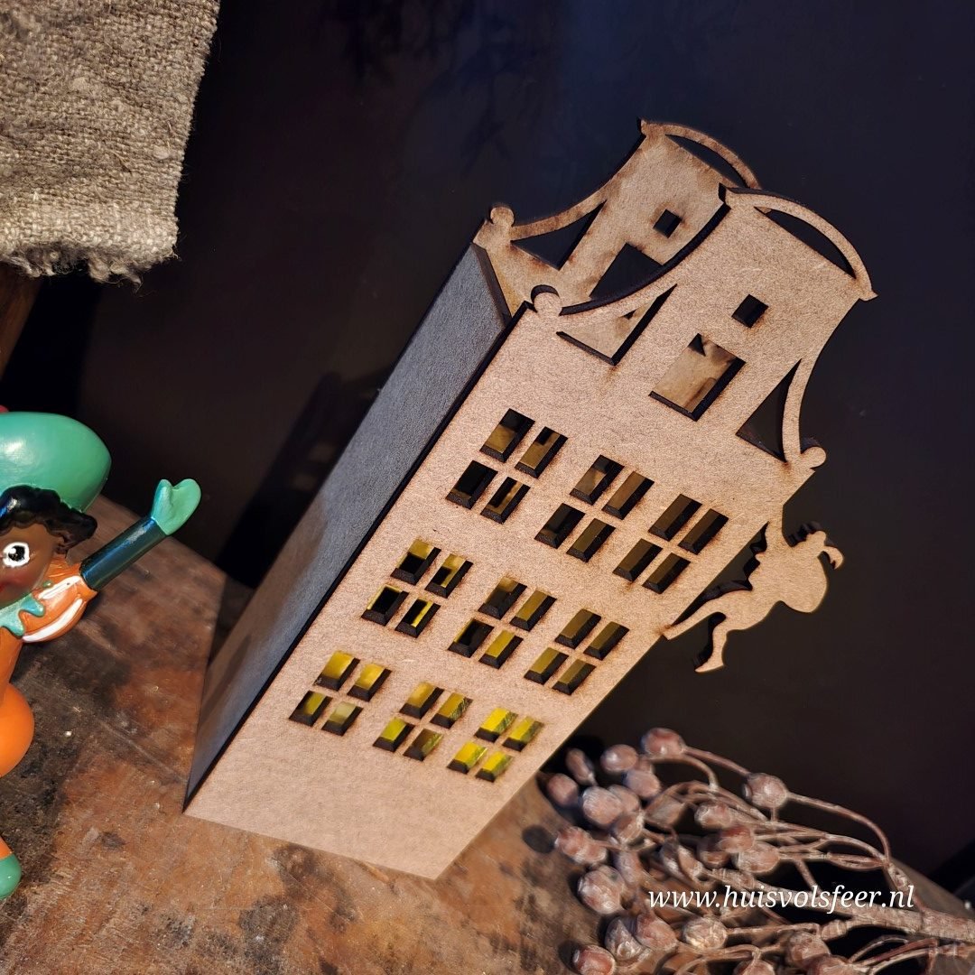 Houten Sinterklaashuisje met Pietje- Rechts - Afbeelding 6