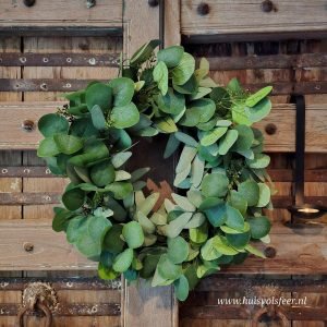 Eucalyptus Krans met Besjes- Kunstgroen || 50 cm