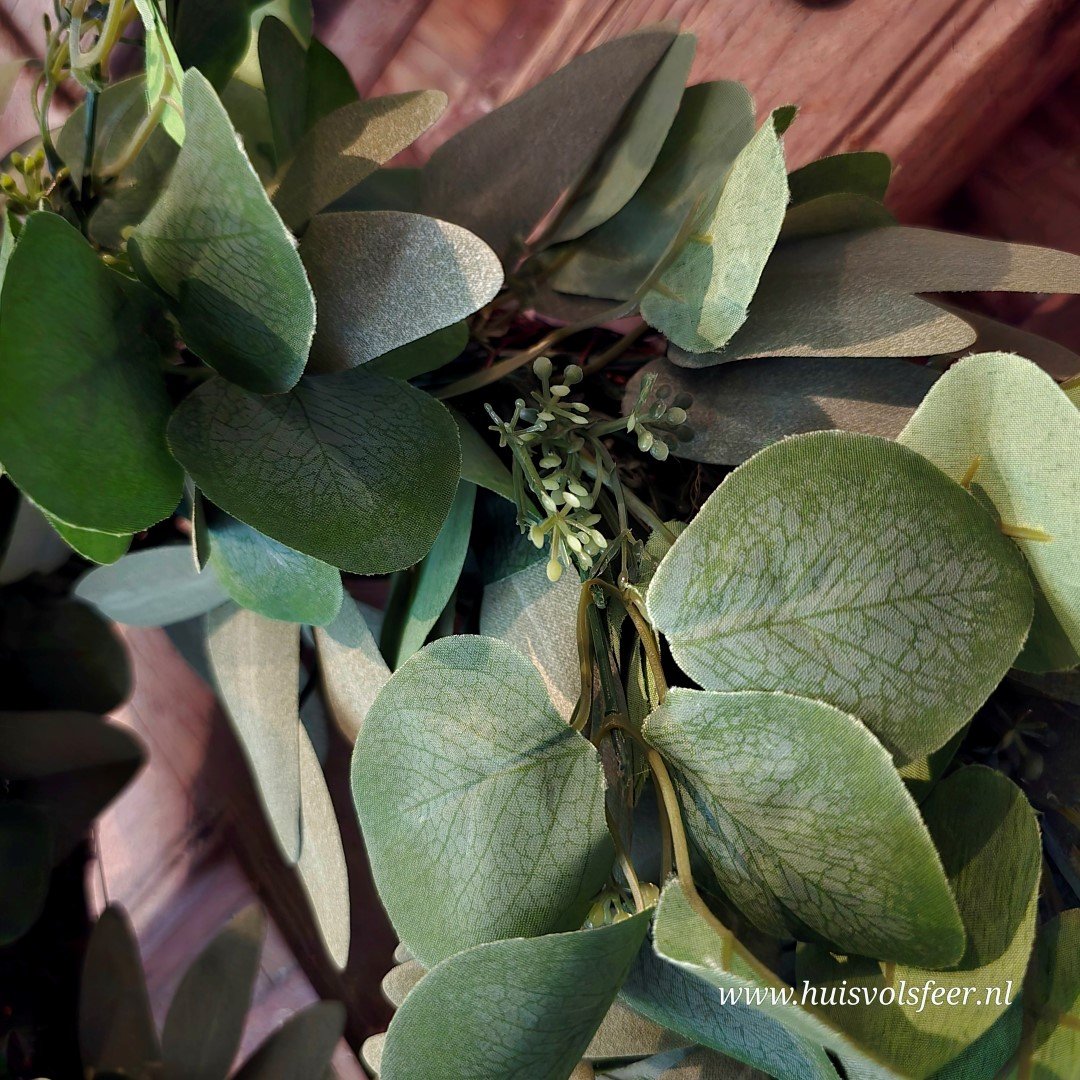 Eucalyptus Krans met Besjes- Kunstgroen || 50 cm - Afbeelding 4