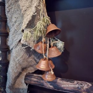 Kersthanger met Belletjes || Cedar Roest