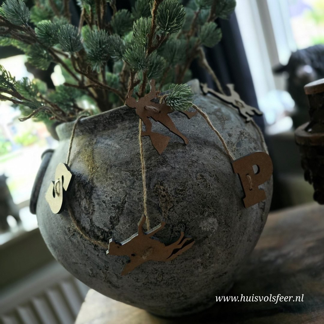 Houten Sinterklaas Slinger- 75 cm || Handmade - Afbeelding 12