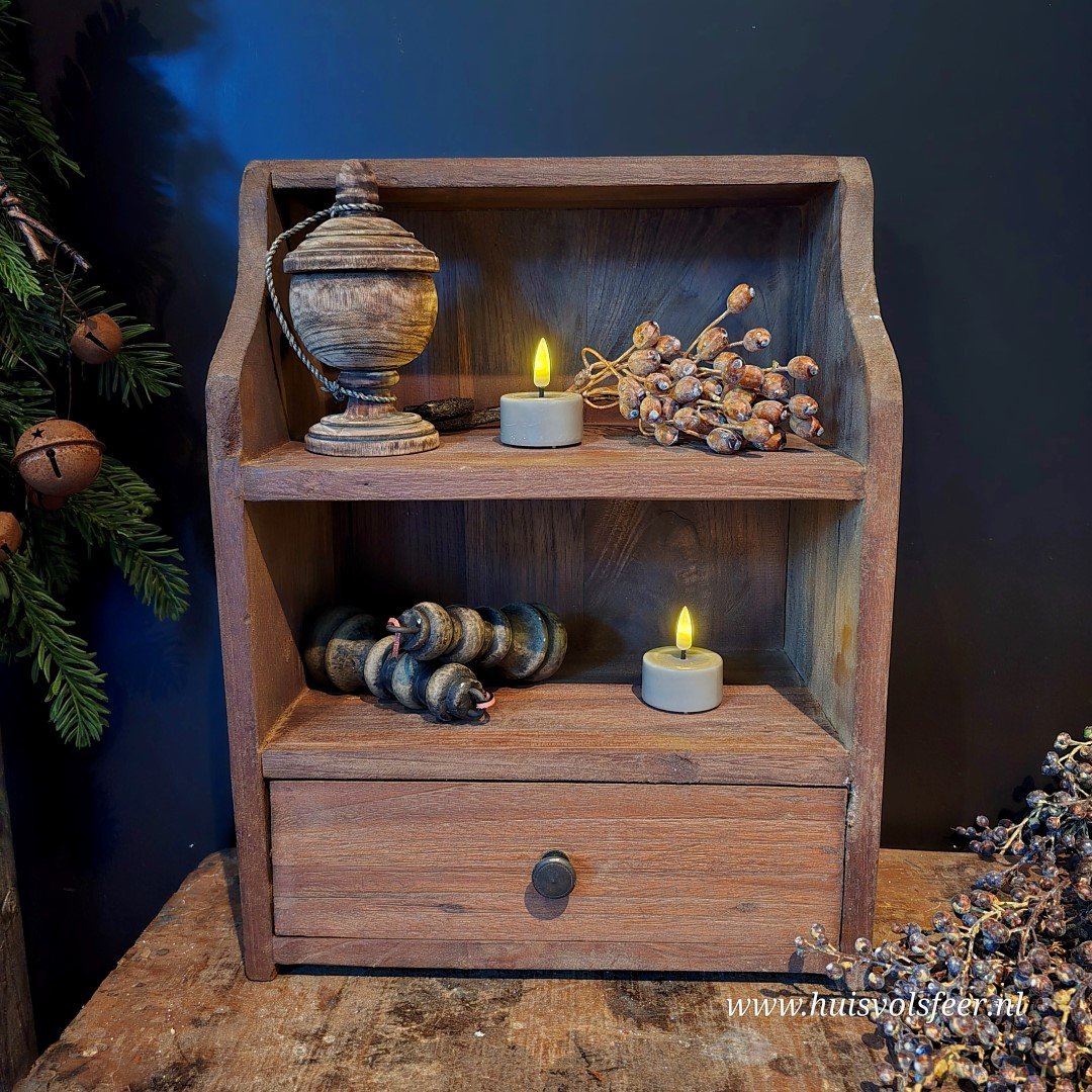 Grutterskastje met lade.