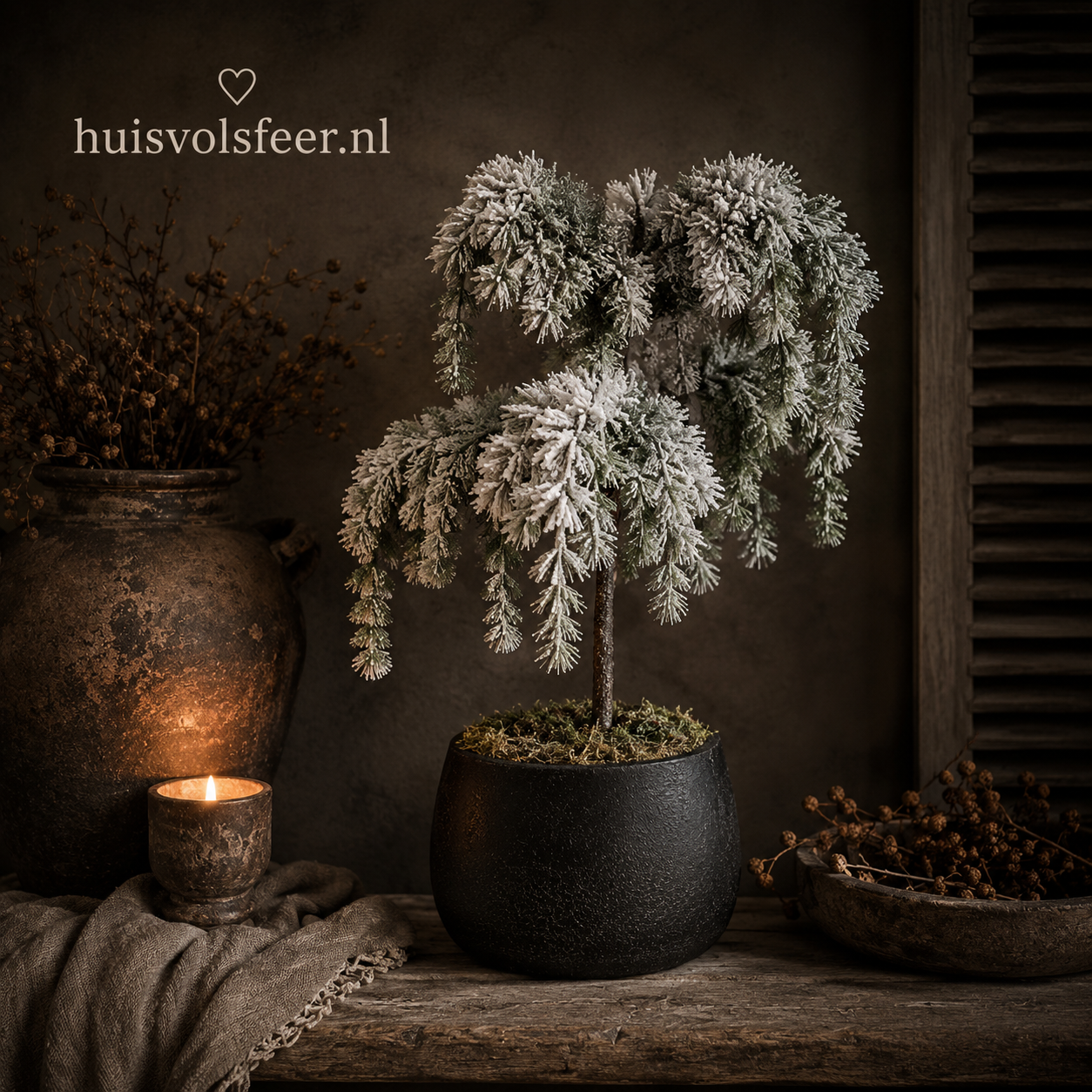 Kunst Kerstboom met Sneeuw || Hangende Dennenboom- 70 cm