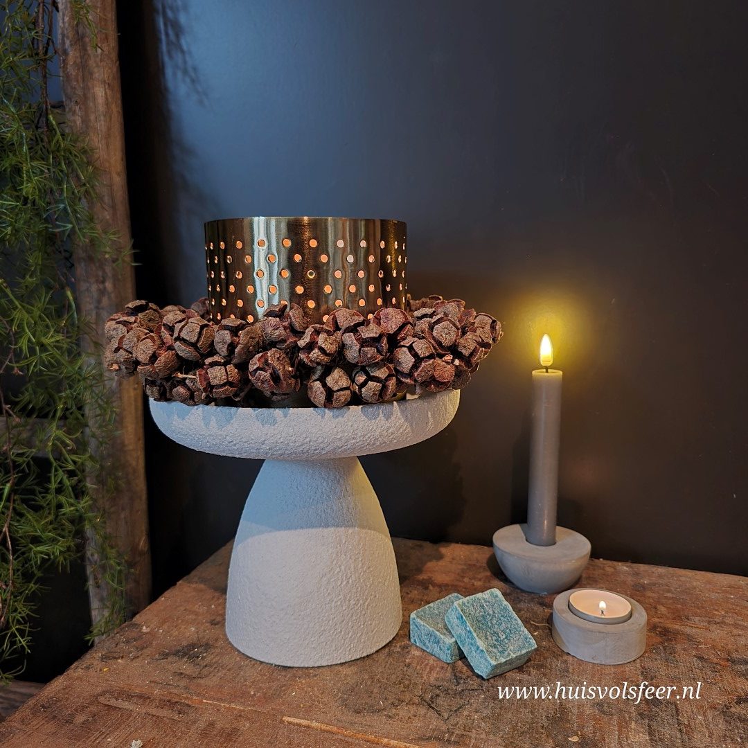 Elegante schaal op voet