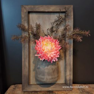 Houten Lijst met Kruik- Coral Bloom