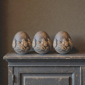 Decorated Egg- Majestic Brown || Brynxz