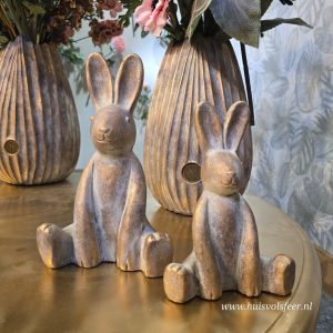 Sitting Hare Jewel- Medium || Brynxz