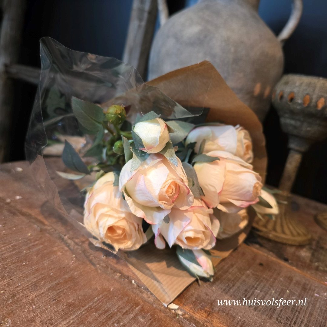 Rosa Curiosa- Zijdeboeket || Wit/ Roze Rozen - Afbeelding 5