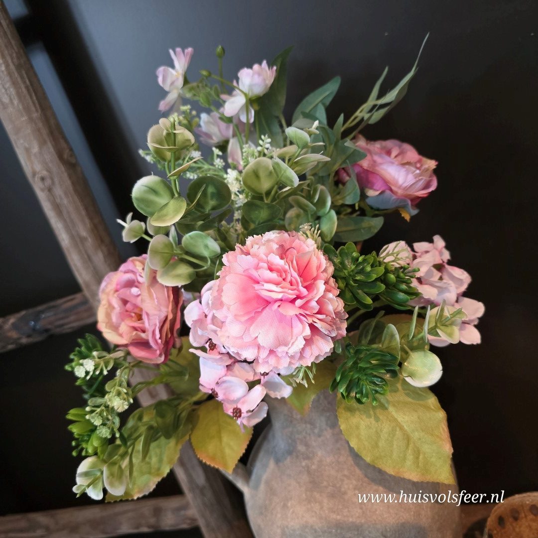 Compleet Zijdeboeket || Roze Pioen & Eucalyptus - Afbeelding 3