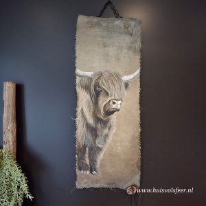 Handgeschilderd wanddoek- Staande Hooglander. Lang.