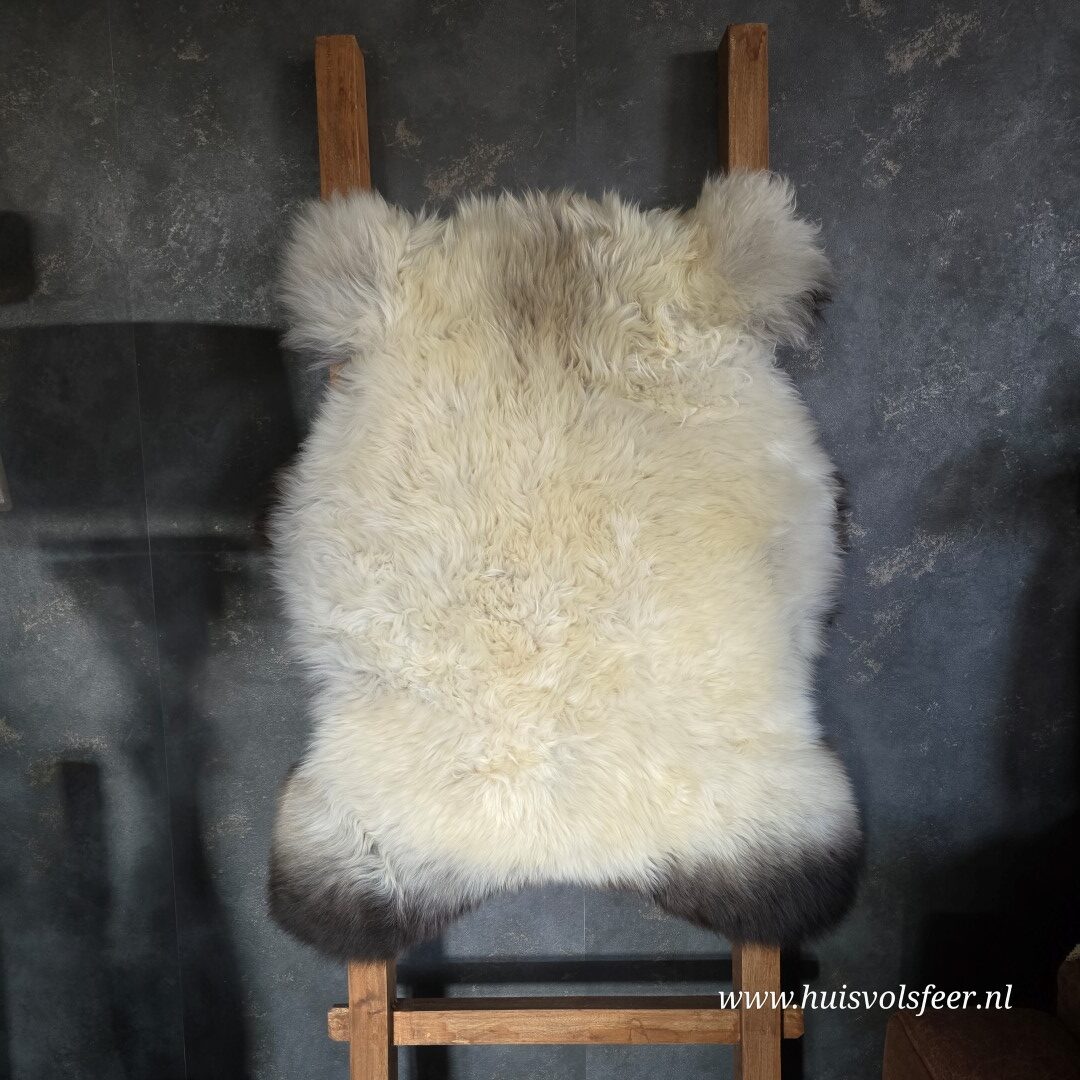 Schapenvacht – Natural Mix || Crème met Donkere Uiteinden - Afbeelding 6