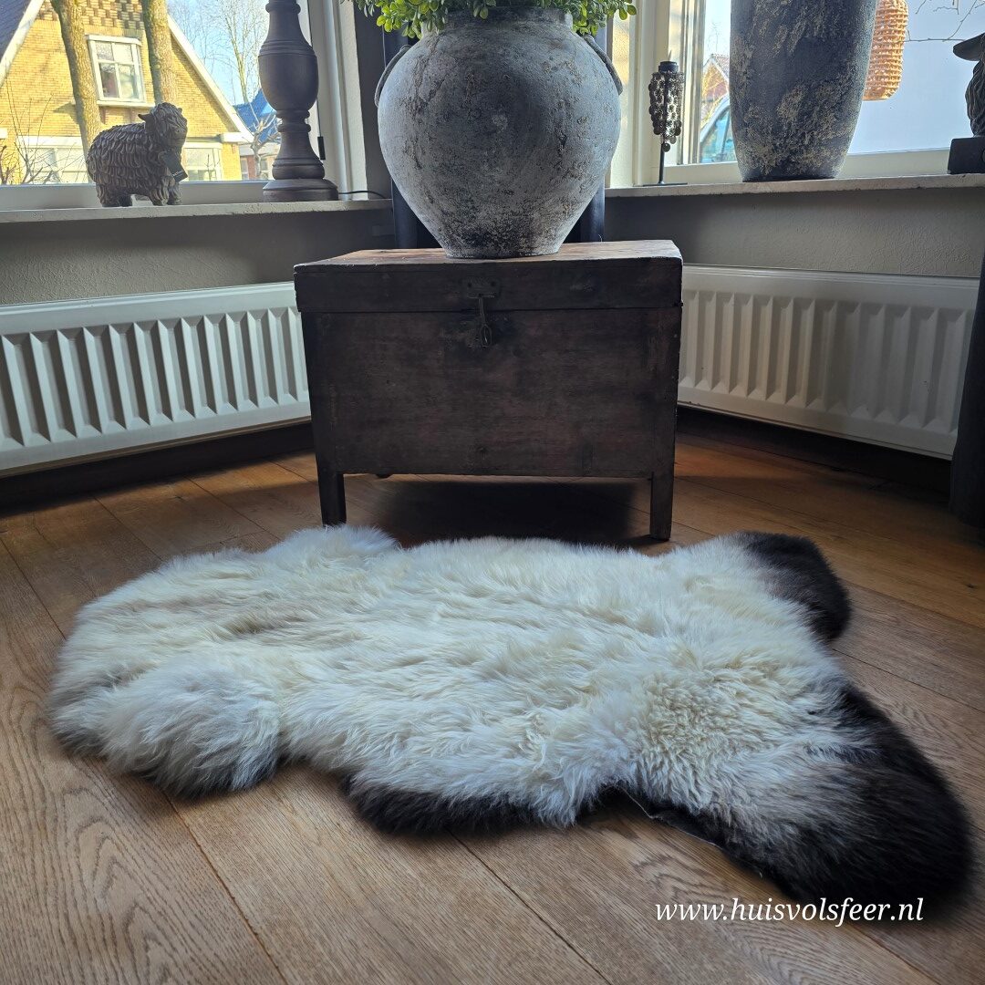 Schapenvacht – Natural Mix || Crème met Donkere Uiteinden - Afbeelding 3