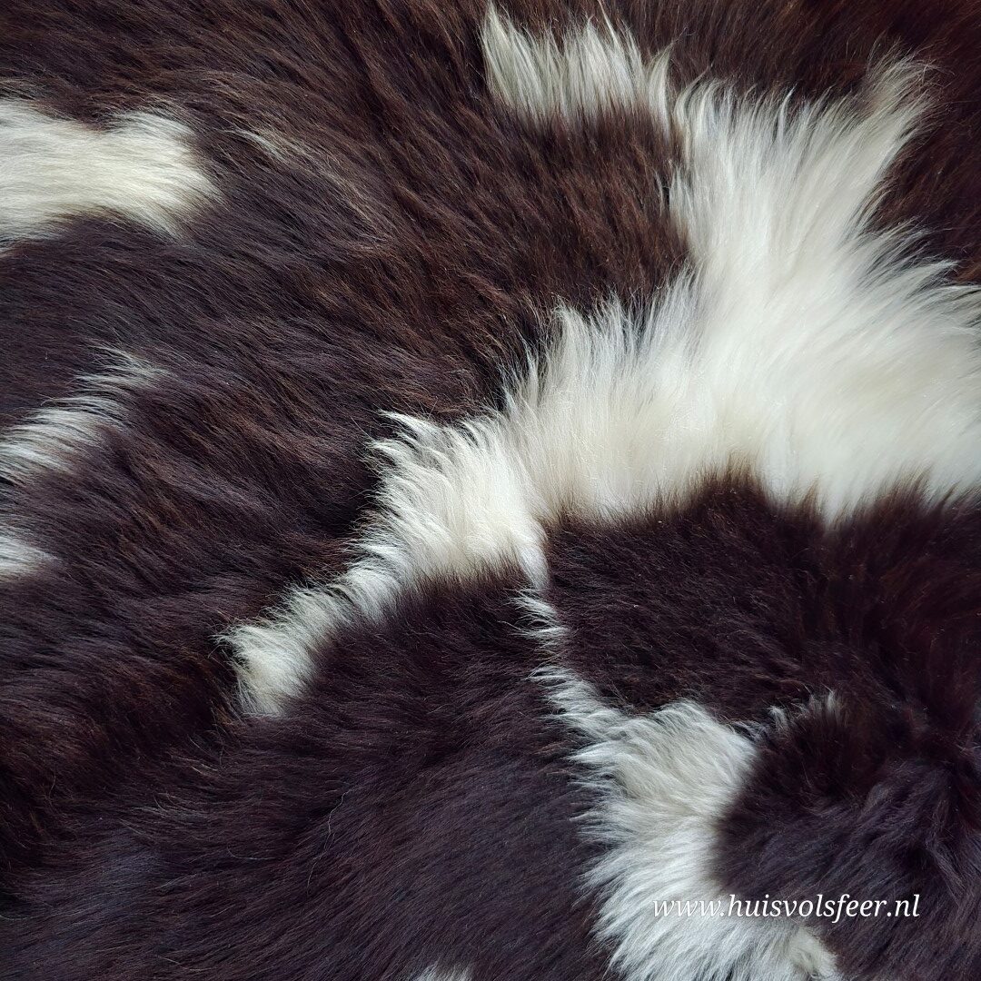 Schapenvacht – Natural Mix || Donkerbruin met Witte Accenten - Afbeelding 7