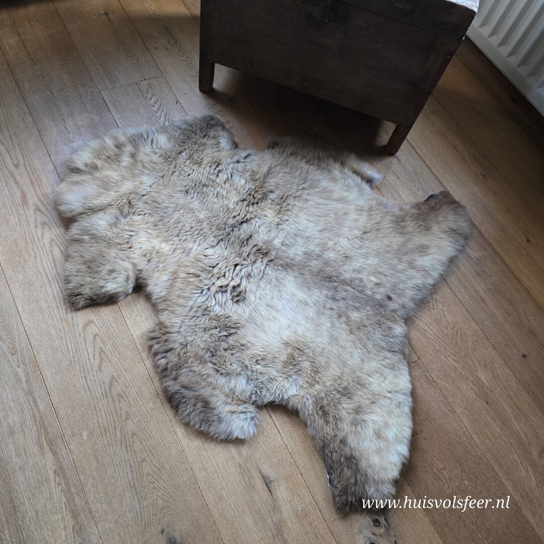 Schapenvacht – Natural Mix || Taupe Beige Gevlekt