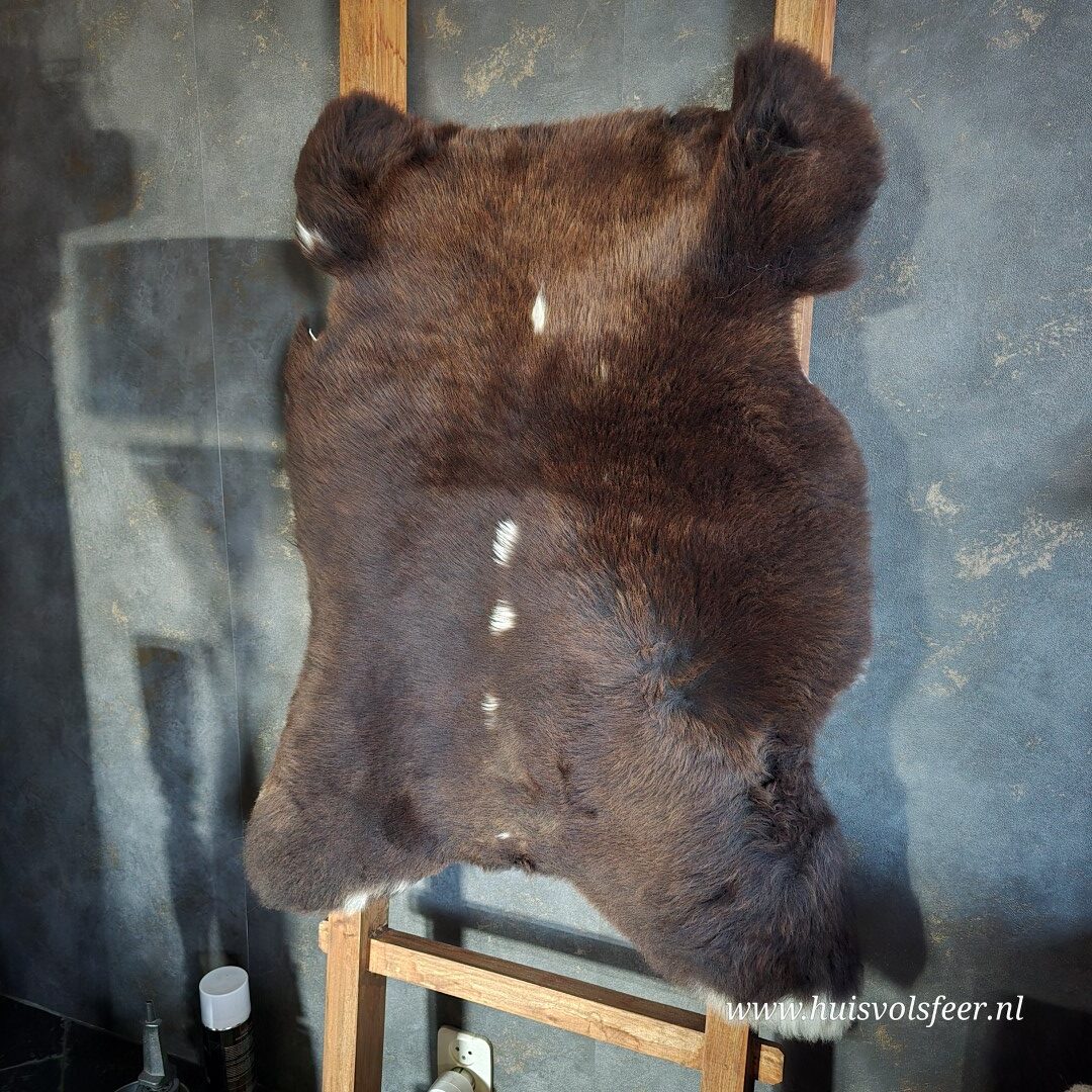 Schapenvacht – Natural Mix || Donkerbruin met Witte Details - Afbeelding 5