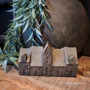 Five Rows Classic Houses- Majestic Brown || Brynxz