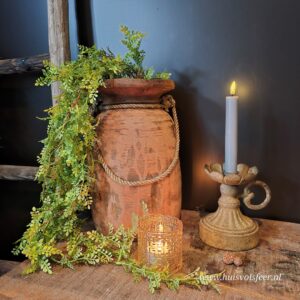 Kandelaar met Oor- Roest