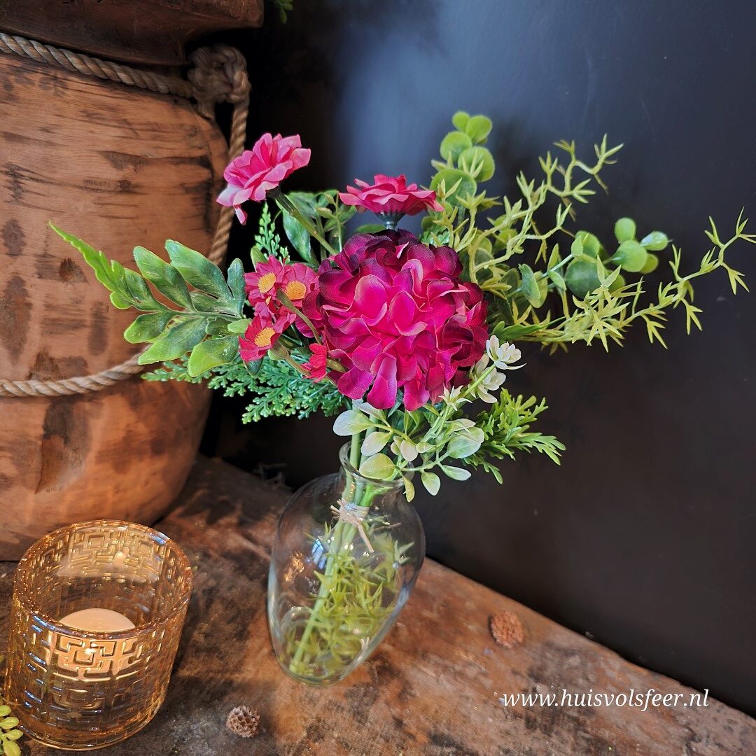 Boeketje Scabiosa in Vaas- Bordeaux || Kunst - Afbeelding 2