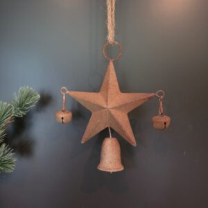 Ster hanger met belletjes || 22 cm