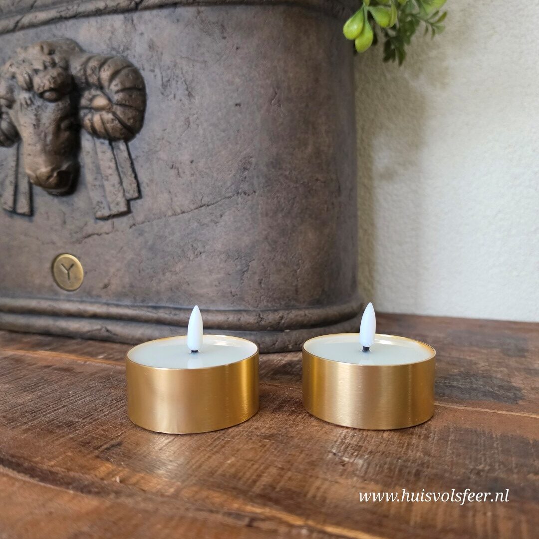 LED Waxinelichten Outdoor- Metaal Goud (2 stuks) || Deluxe Homeart - Afbeelding 6