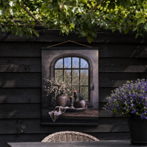 Tuinposter Landelijk Venster || 50 x 70 cm