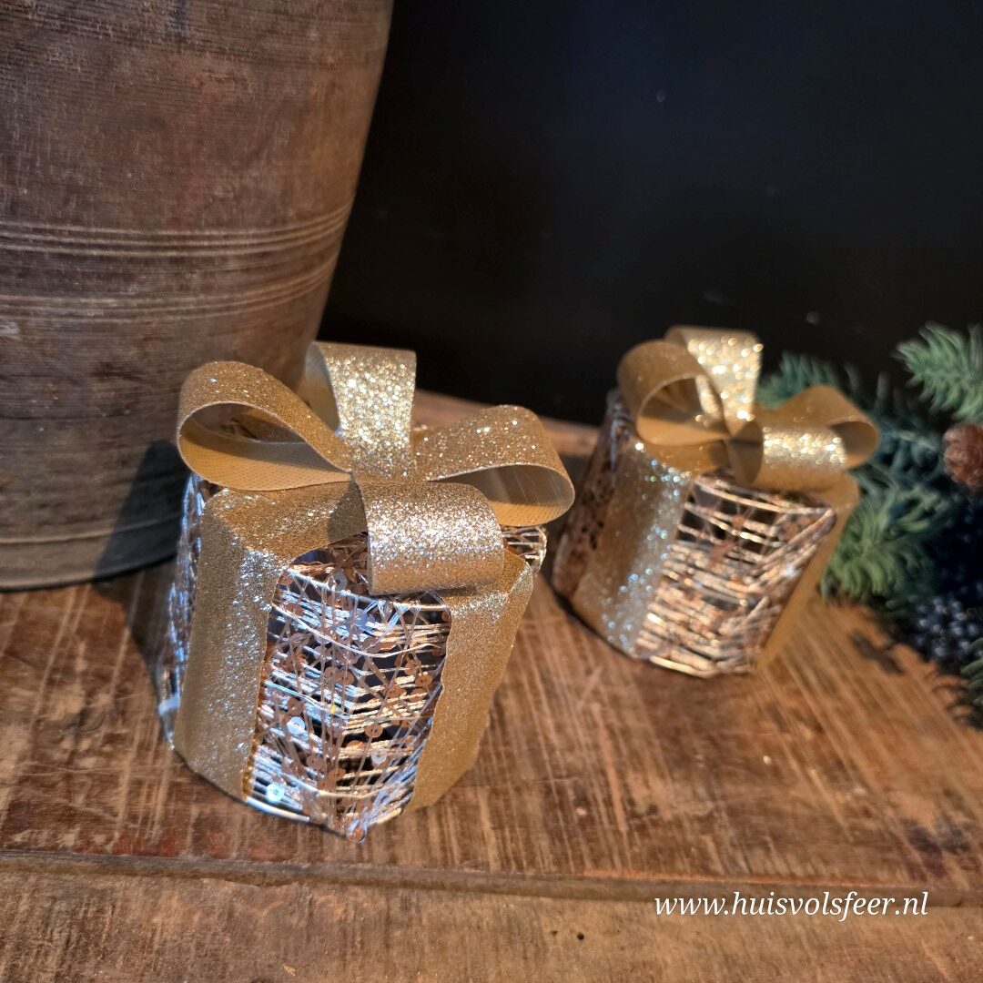 Gouden cadeau box met ledverlichting || Rond - Afbeelding 8