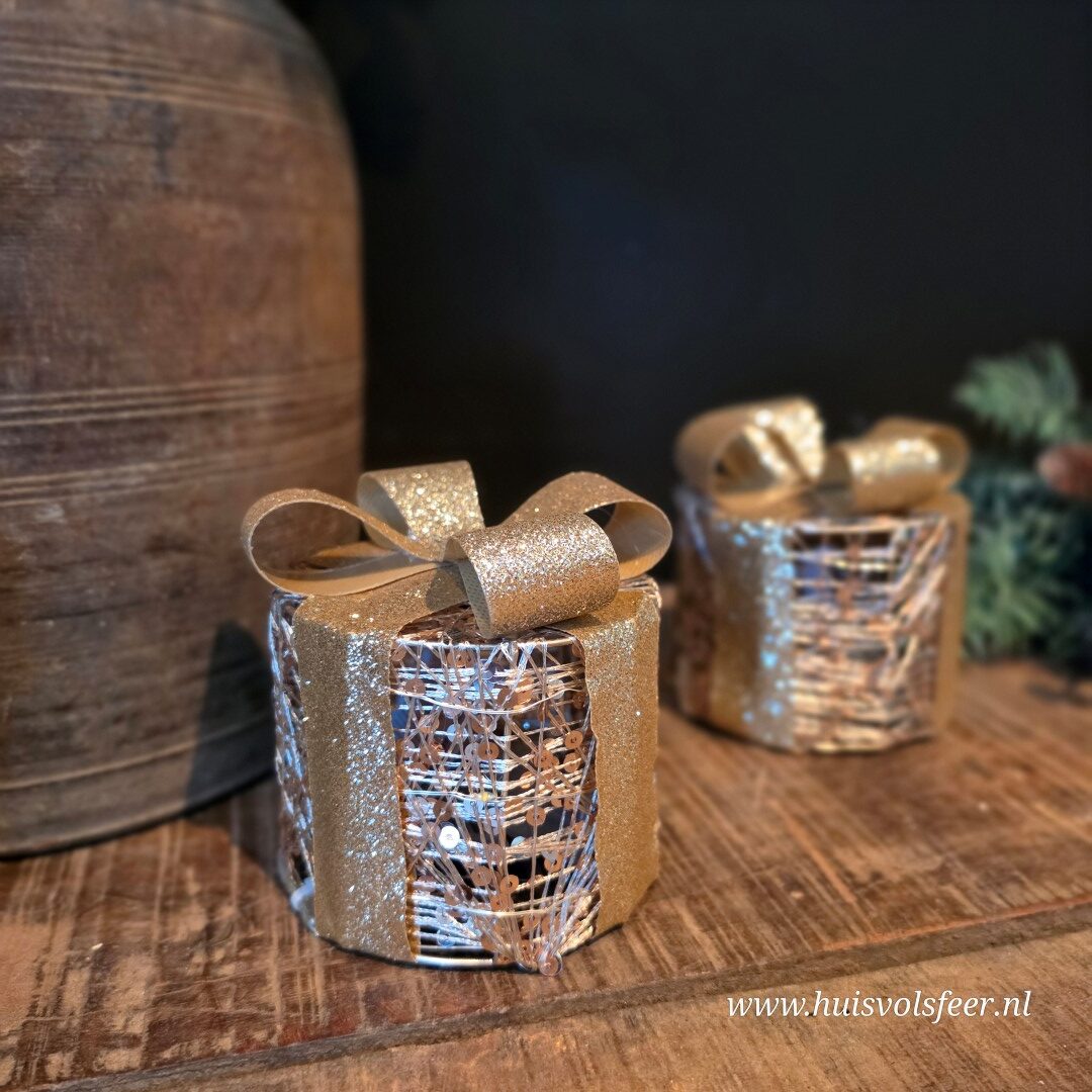 Gouden cadeau box met ledverlichting || Rond - Afbeelding 7