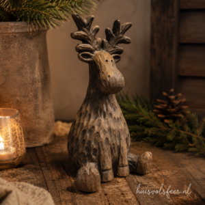Sitting Rudolph Himself- Majestic Brown || Brynxz