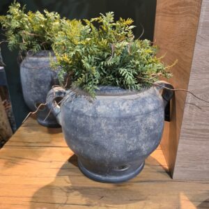 Planter Luxury Ancient Clay- M || Brynxz