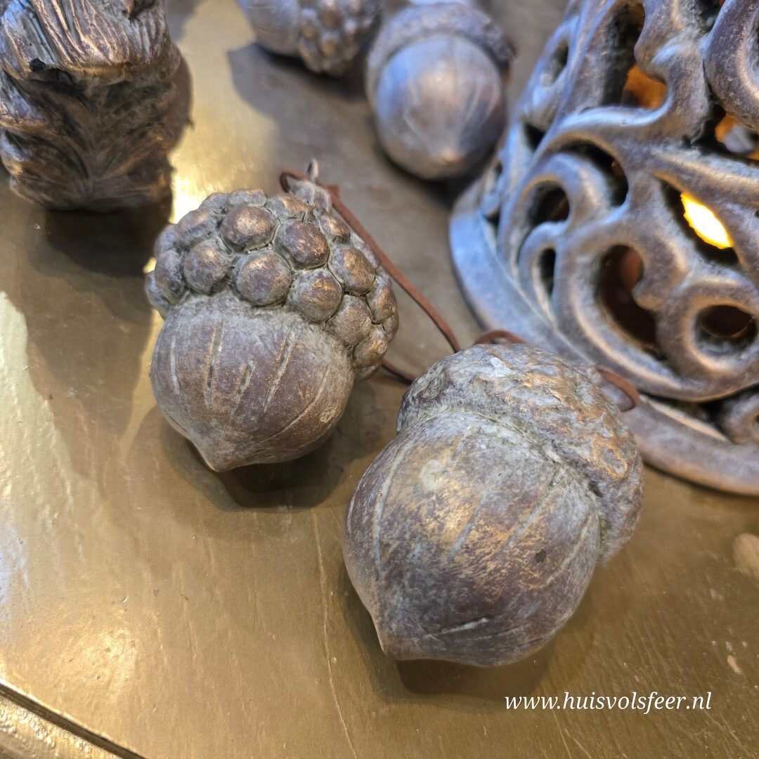 Set of 2 Acorns- Jewel || Brynxz - Afbeelding 2