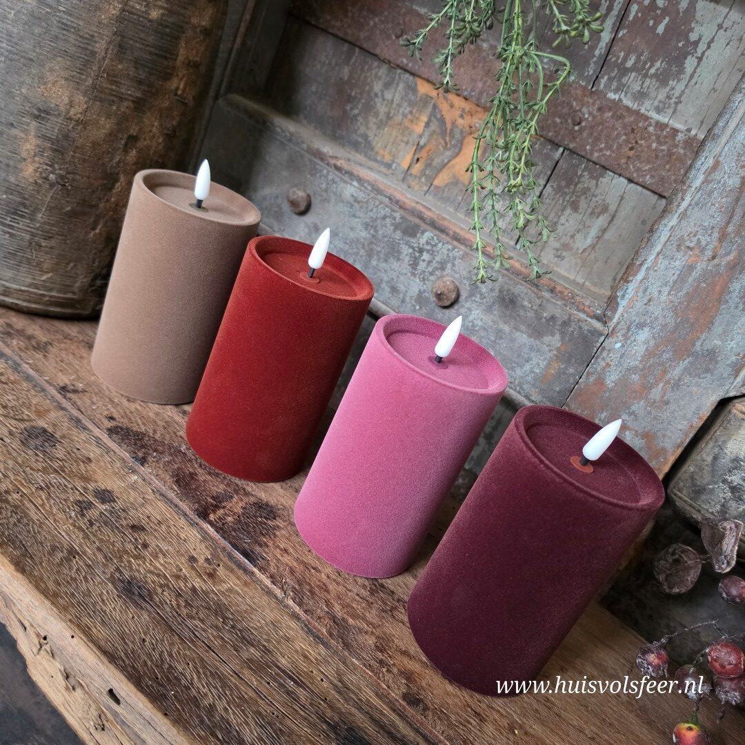 Stompkaars Led Velvet Ø7,5 x H10 cm- Fuchsia || Elegance - Afbeelding 6