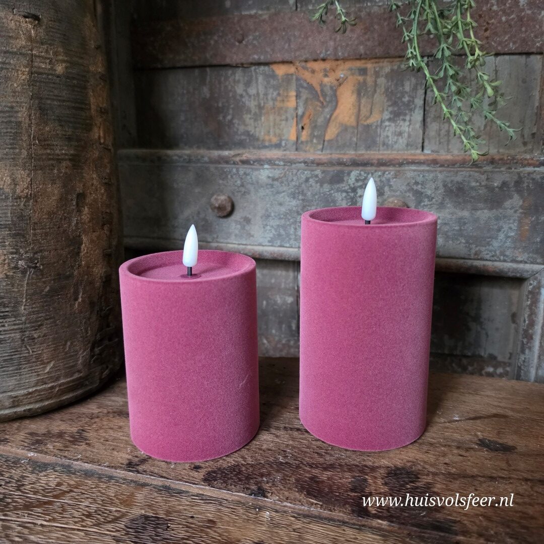 Stompkaars Led Velvet Ø7,5 x H10 cm- Fuchsia || Elegance - Afbeelding 3