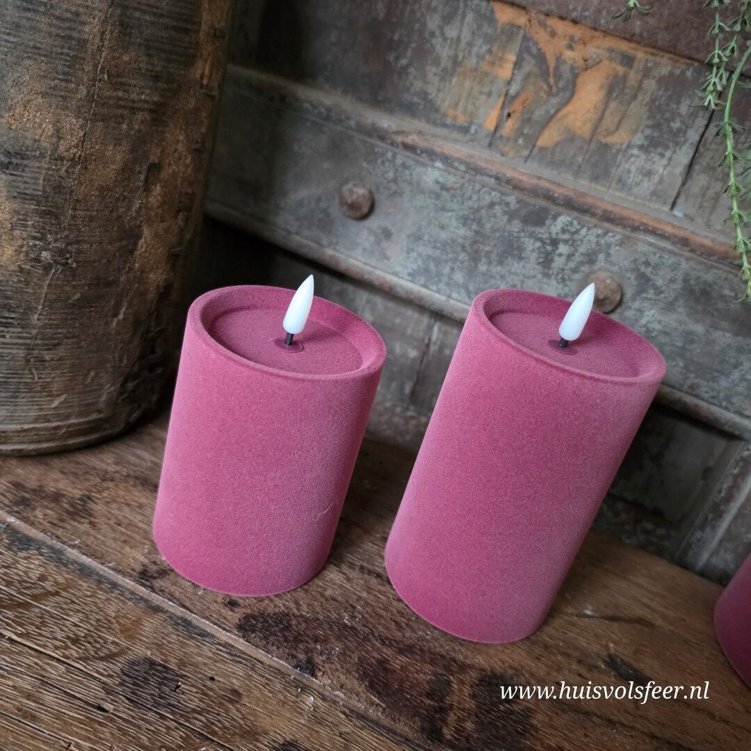 Stompkaars Led Velvet Ø7,5 x H10 cm- Fuchsia || Elegance - Afbeelding 4