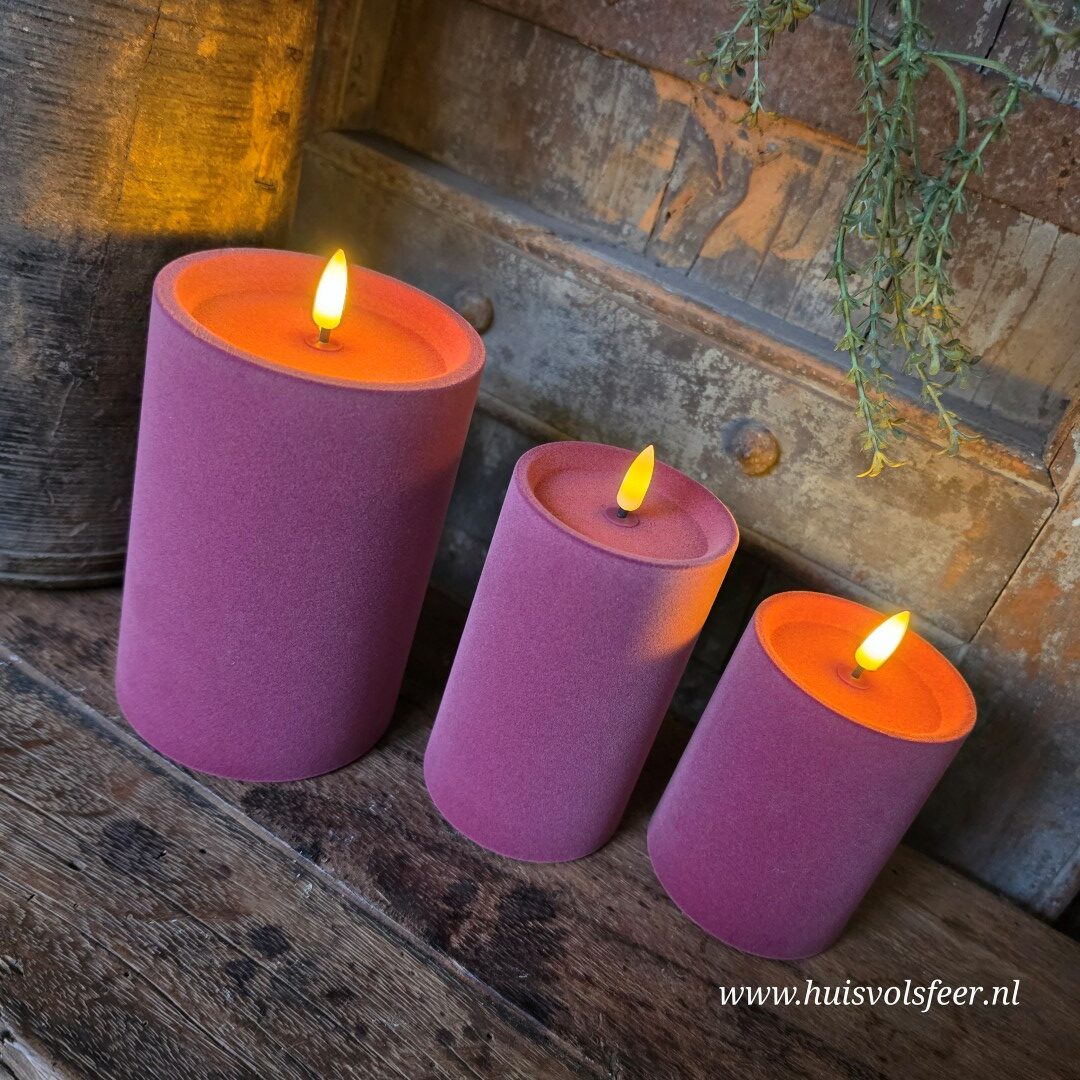 Stompkaars Led Velvet Ø10 x H15 cm- Fuchsia || Elegance - Afbeelding 5