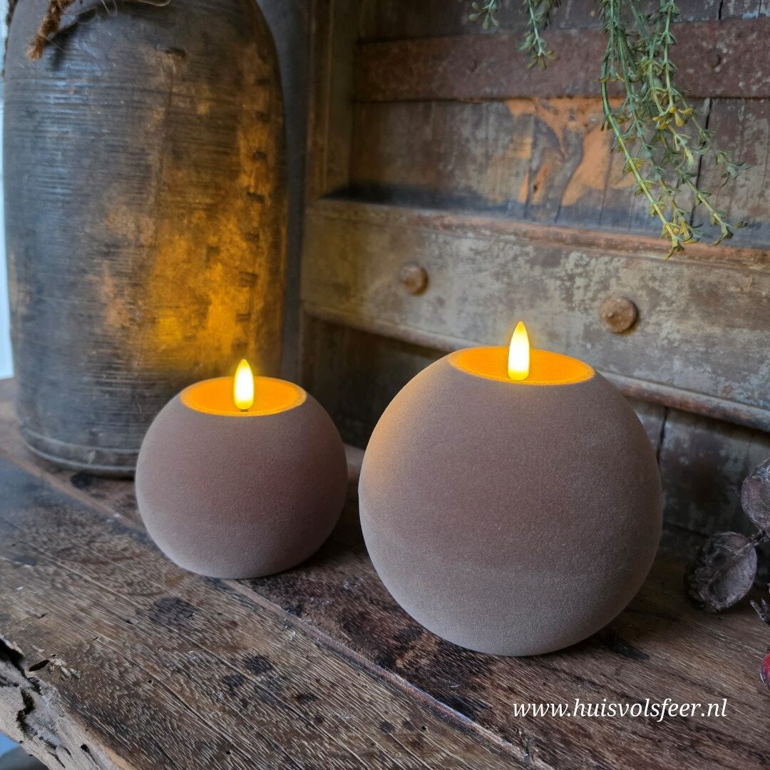 Bolkaars Led Velvet Ø12 x H11 cm- Taupe || Elegance - Afbeelding 3