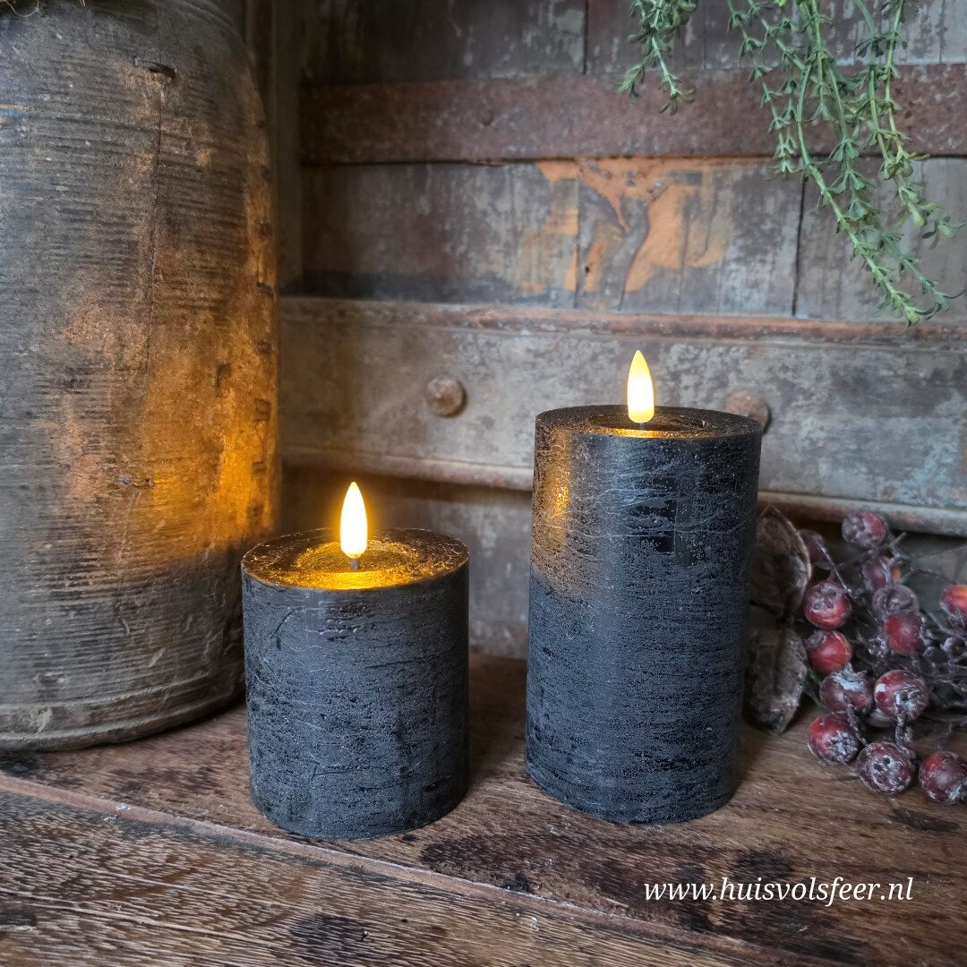 Stompkaars Led Wax Ø7,5 x H12,5 cm- Zwart || Elegance