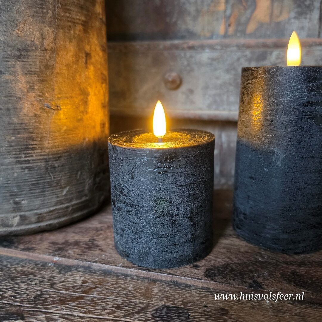 Stompkaars Led Wax Ø7,5 x H8 cm- Zwart || Elegance - Afbeelding 3