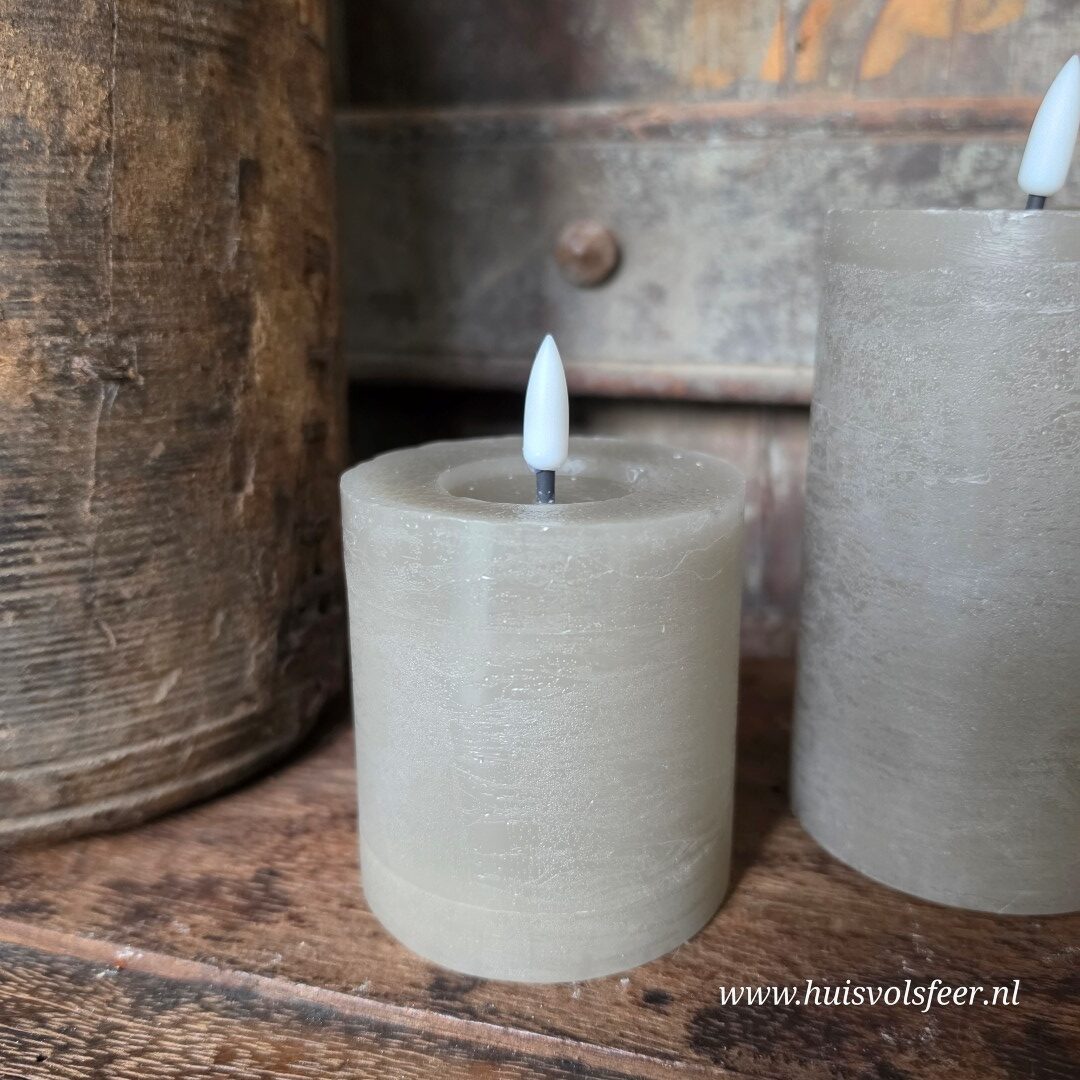 Stompkaars Led Wax Ø7,5 x H8 cm- Grijs/ Taupe || Elegance - Afbeelding 6