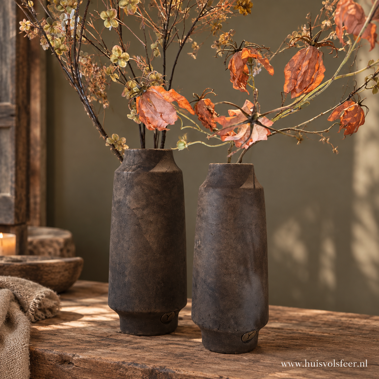 Vase Tall Neck M- Majestic Brown || Brynxz