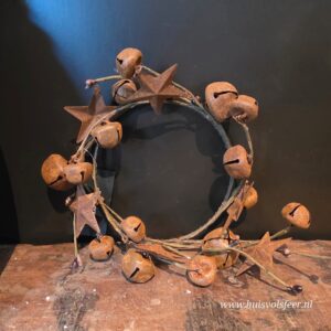 Krans roest met belletjes en sterren || 20 cm