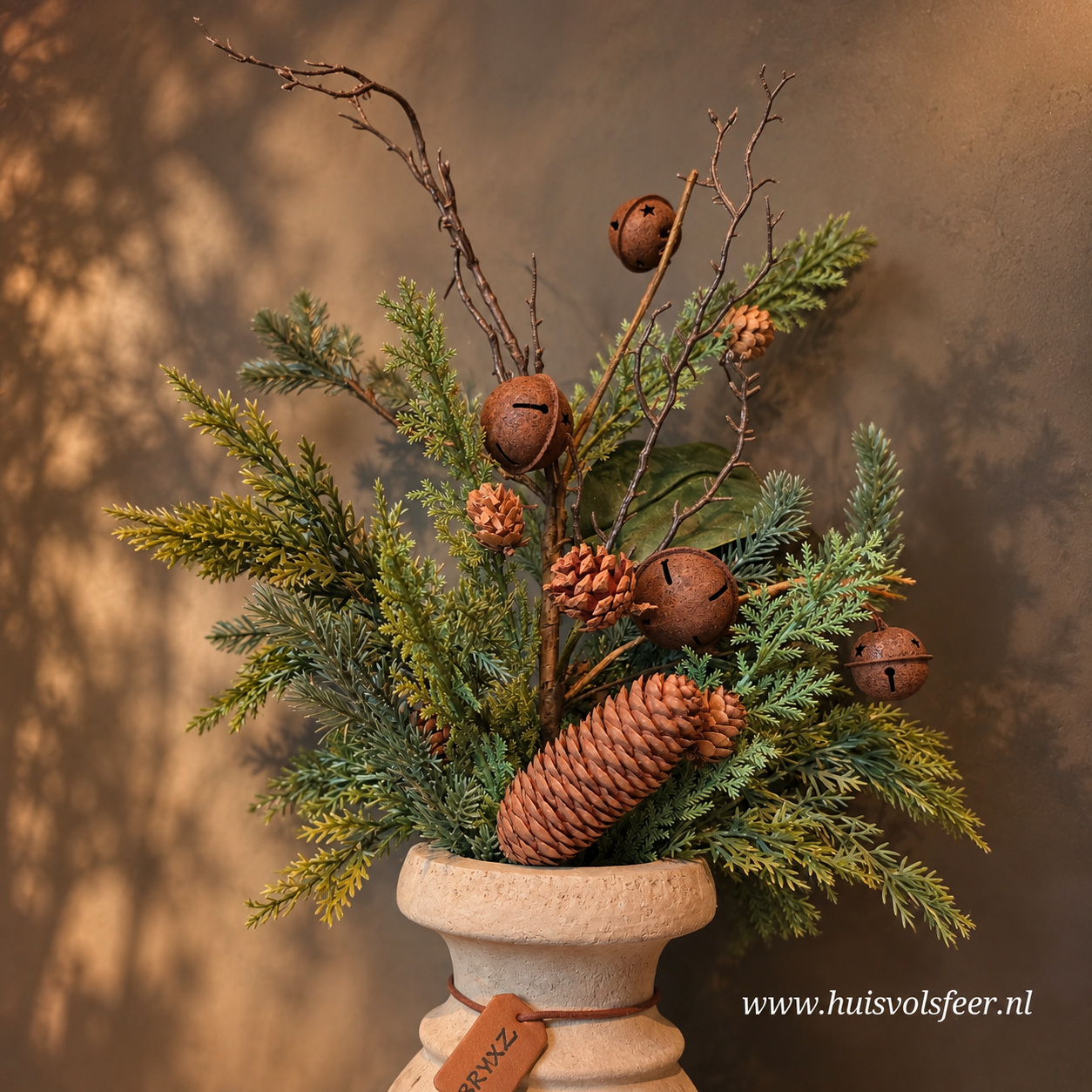 Kunst Herfsttak met Dennenappels & Bellen || 50 cm