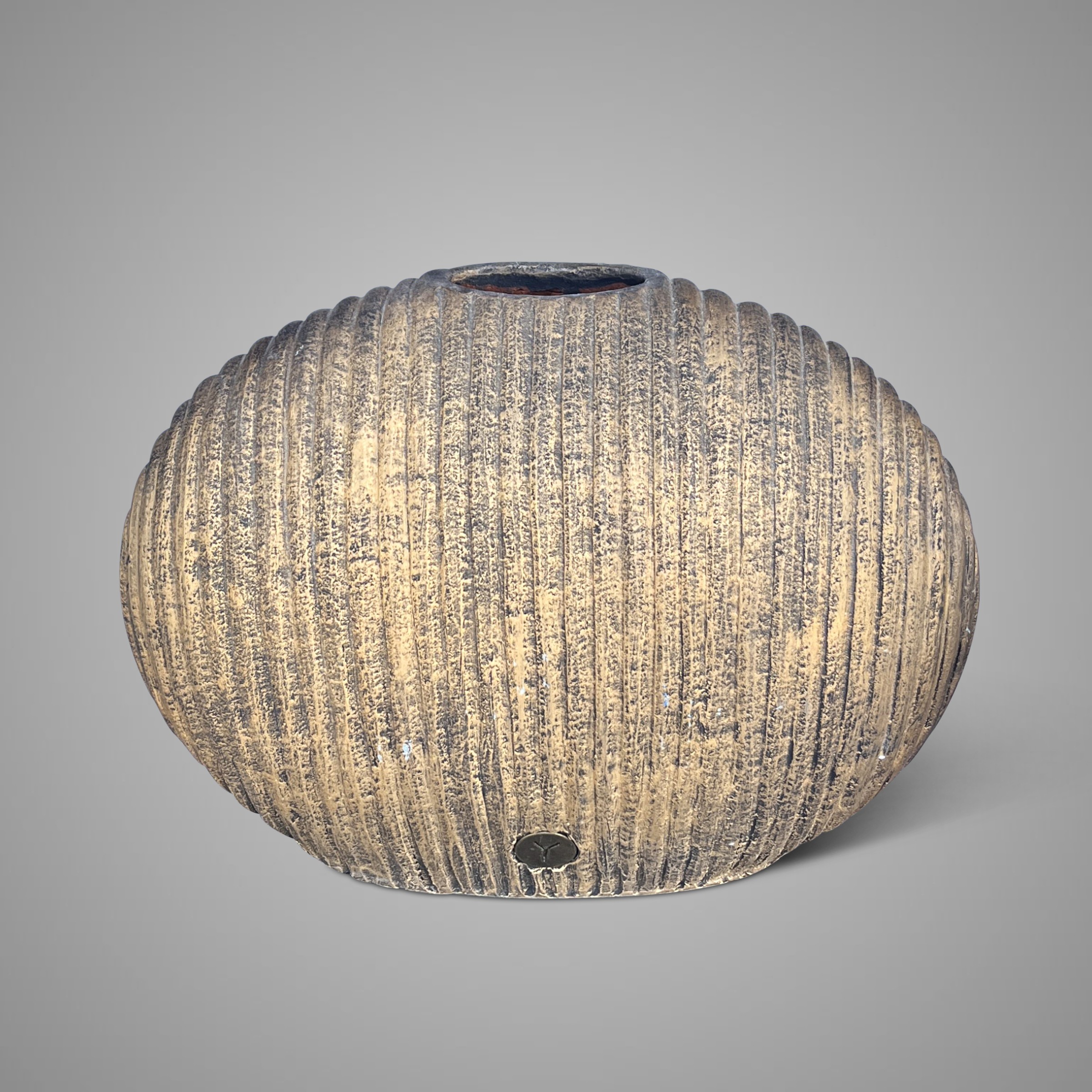 Vase Ellipse Relief- Ancient Bronze || Brynxz - Afbeelding 6